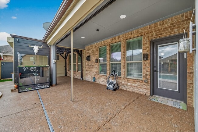 Building Photo - 8003 Grove Sky Ct