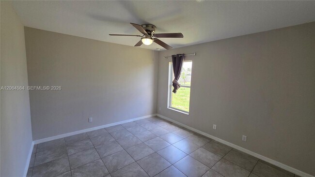 Building Photo - 151 SW S Wakefield Cir