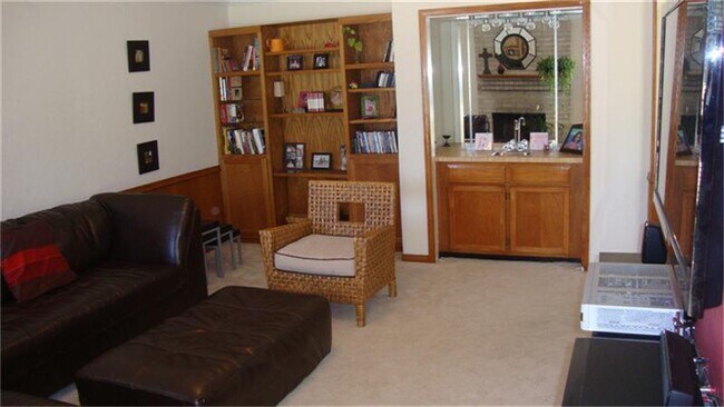 Building Photo - 22818 Brafferton Ln