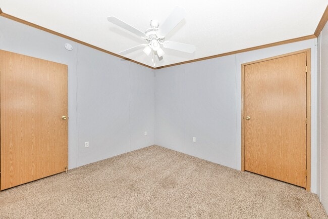 Building Photo - 16114 McGregor Dr