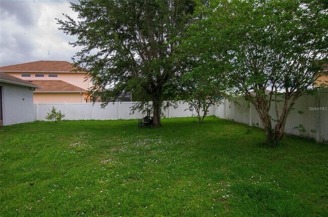 Building Photo - 2711 Patrician Cir