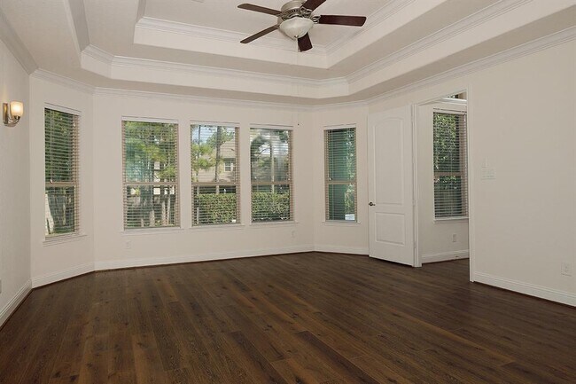 Building Photo - 46 Caprice Bend Pl