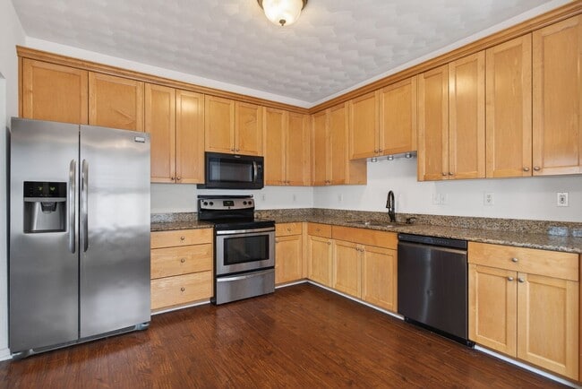 Building Photo - Chesapeake Beach