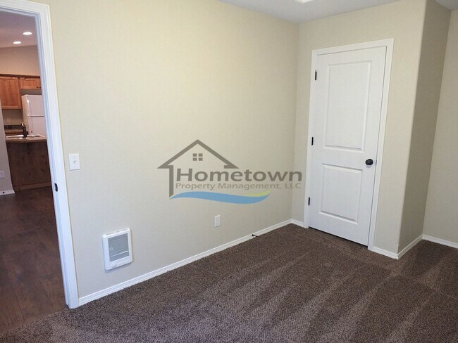 Building Photo - 2852 N Julie Ann Ct
