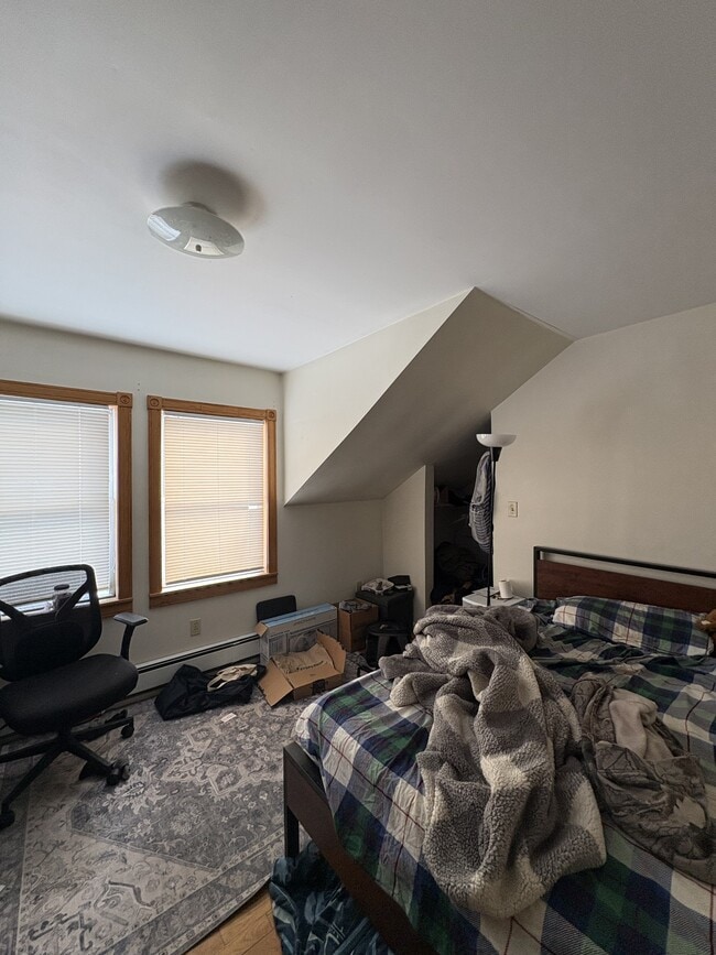 Building Photo - 206 Belchertown Rd