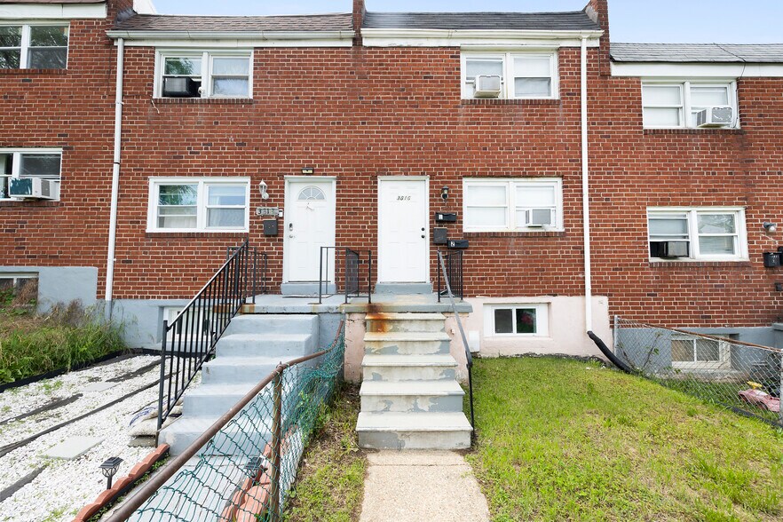Primary Photo - 3816 W Bay Ave