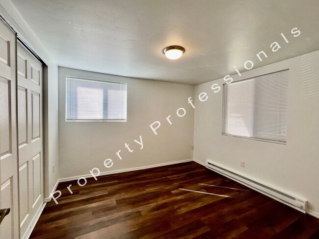 Building Photo - Remodeled Apartment for Rent in Silt