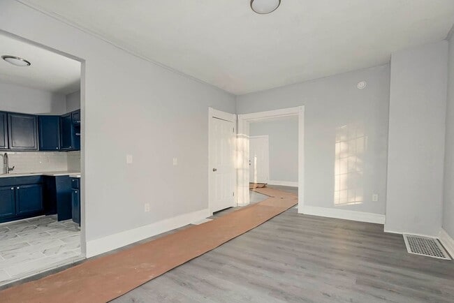 Building Photo - Special Offer: February Rent Free with App...