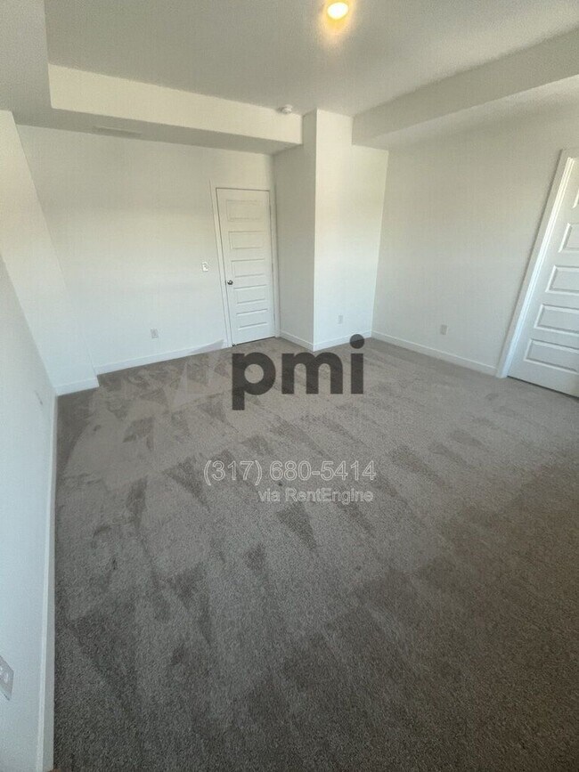 Building Photo - 4895 Gilet Dr