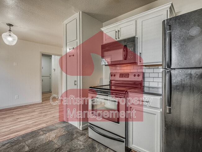 Building Photo - 3225 NW 33rd St