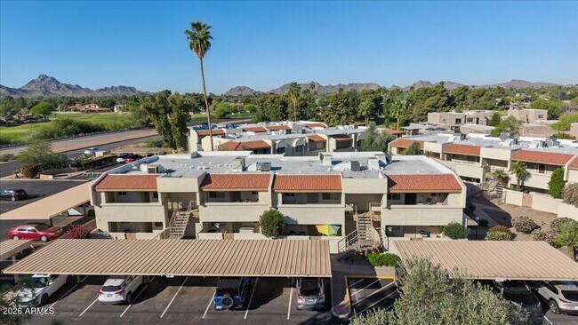 Building Photo - 4150 E Cactus Rd
