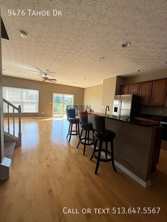 Building Photo - 9476 Tahoe Dr