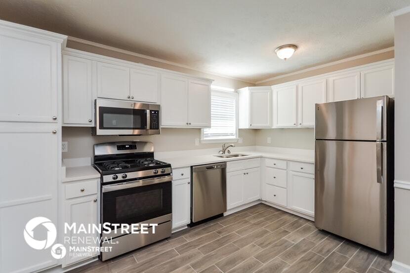 Building Photo - 3000 Lakeridge Dr SE