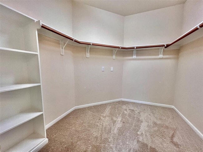 Building Photo - 835 E Tide Bay Cir