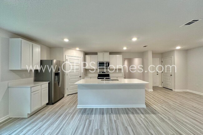 Building Photo - 2640 Saltgrass Wy