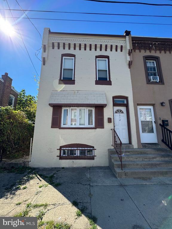 Building Photo - 312 Concord Ave