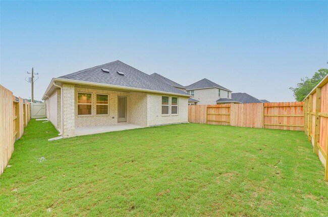Building Photo - 17590 Rosette Grass Dr
