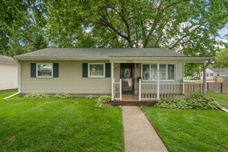 Building Photo - 3202 North Dr