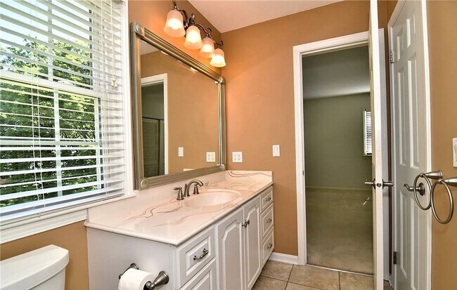 Building Photo - 118 Clairhaven Dr