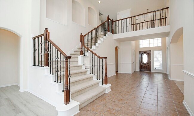 Building Photo - 17935 Gable Oak Ln