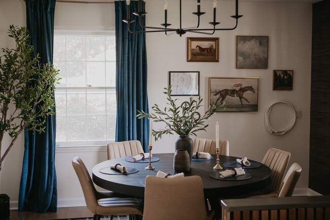 Building Photo - 946 Magnolia St SE