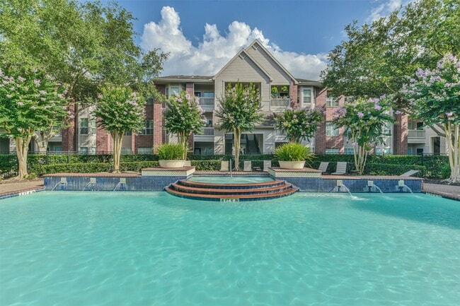 Building Photo - 1330 Old Spanish Trl