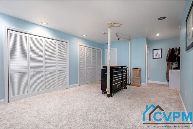 Building Photo - 1609 Forest Hill Ct