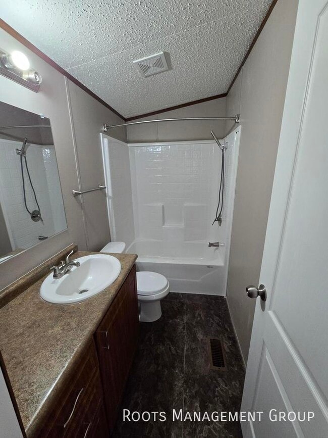 Building Photo - Home Available to Lease - Apply Today!