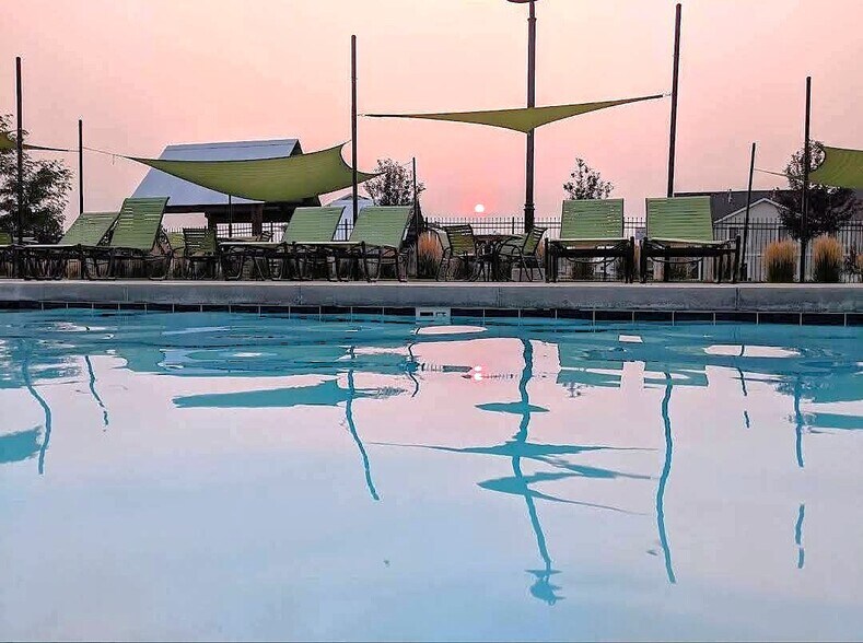 Building Photo - 34 E Legacy Pky