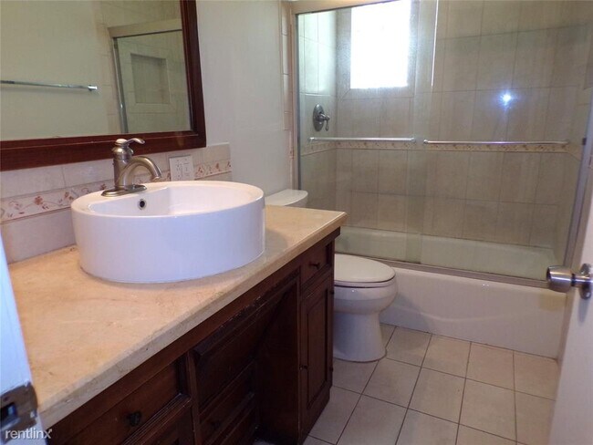 Building Photo - 4 br, 2 bath House - 5641 Freedom St 1