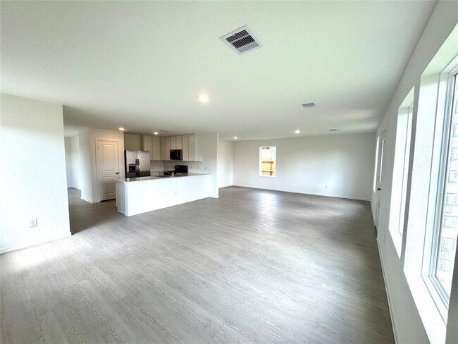 Building Photo - 28763 Texas Plns Dr