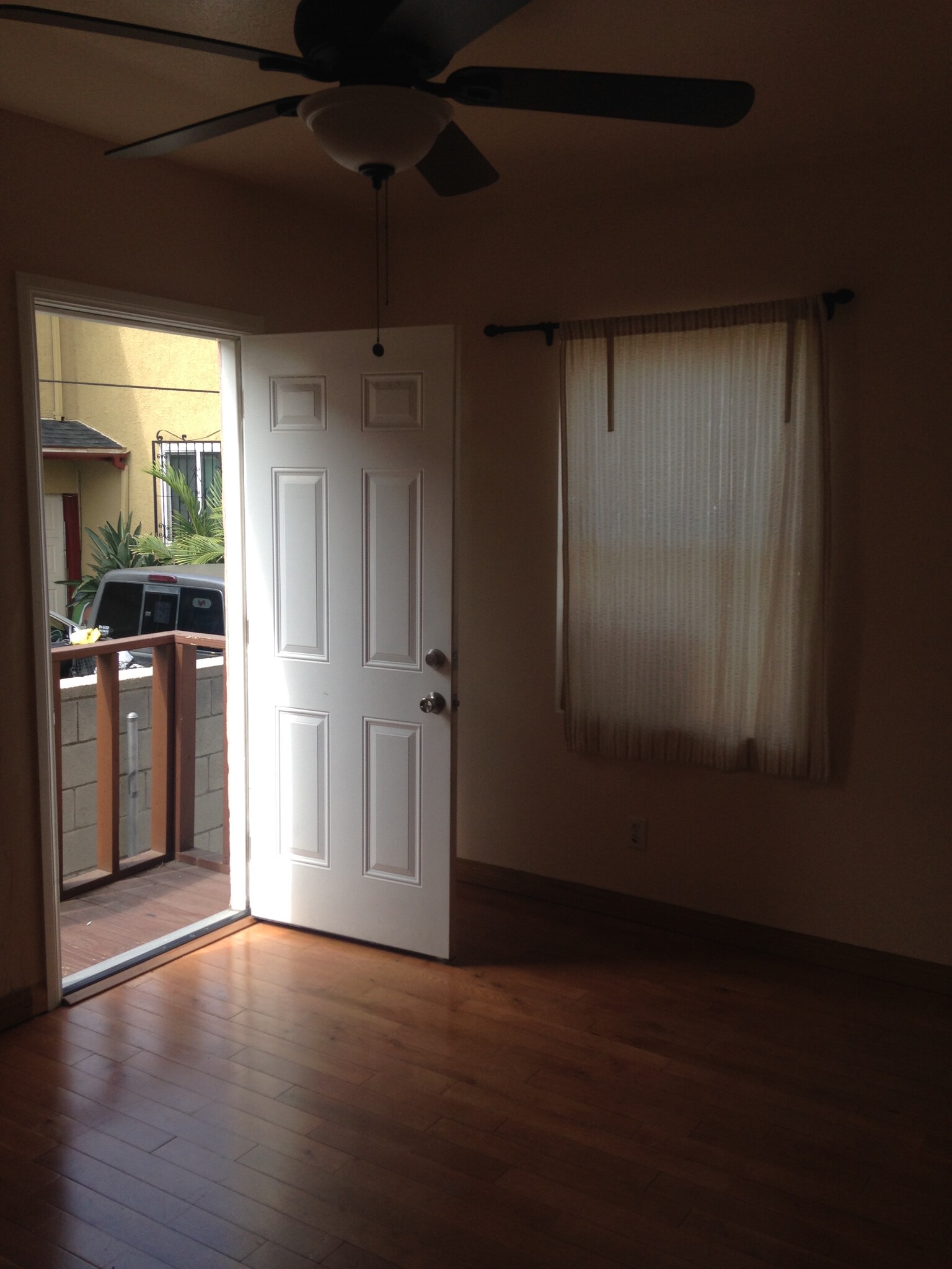 Bedroom 3/back exit to patio - 623 Brittania St