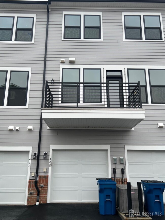 Building Photo - 408 Jessie Pl