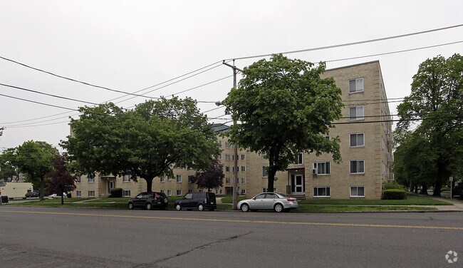 231-233 Massachusetts Ave. - 231-233 Massachusetts Ave