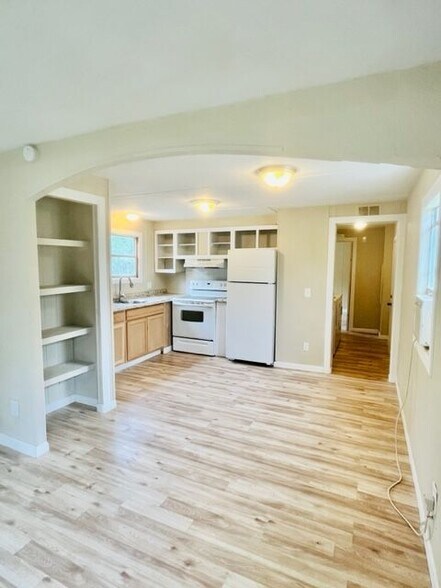 Building Photo - 11803 SW 37th Terrace