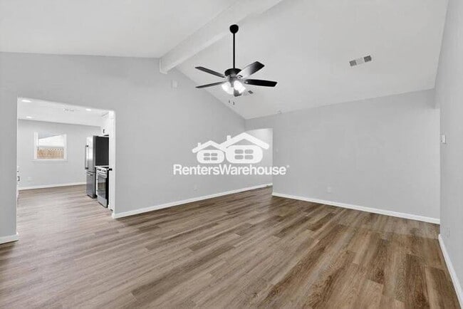 Building Photo - Completely ReFreshed Grapevine Rental
