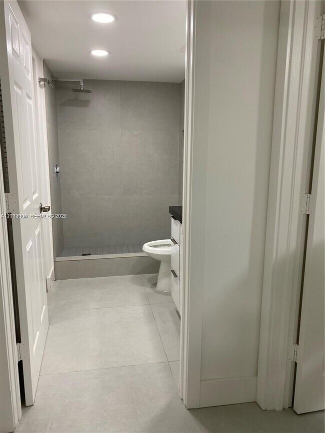 Building Photo - 15480 SW 284th St