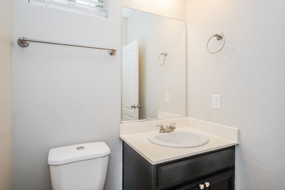 Building Photo - 6425 Kellyville Dr