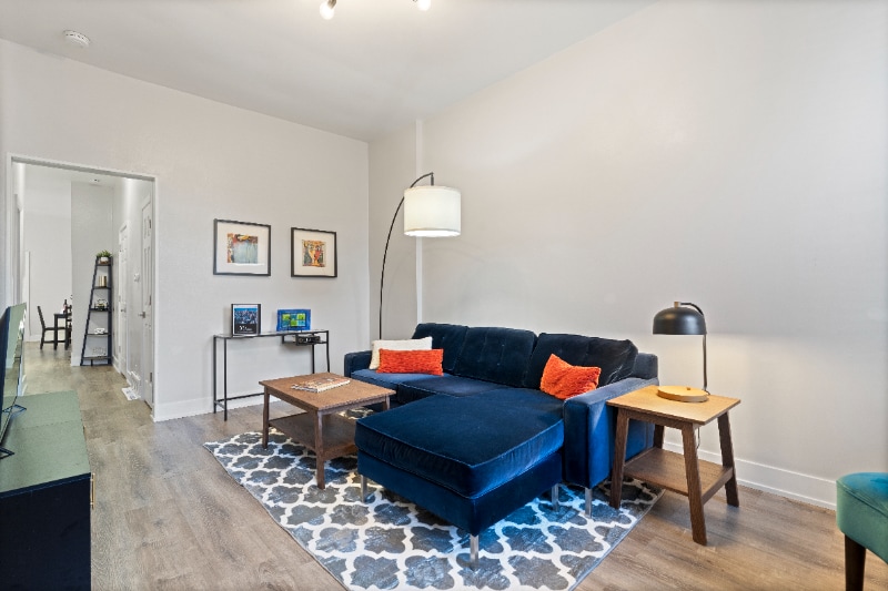 Building Photo - 2345 W 21st St