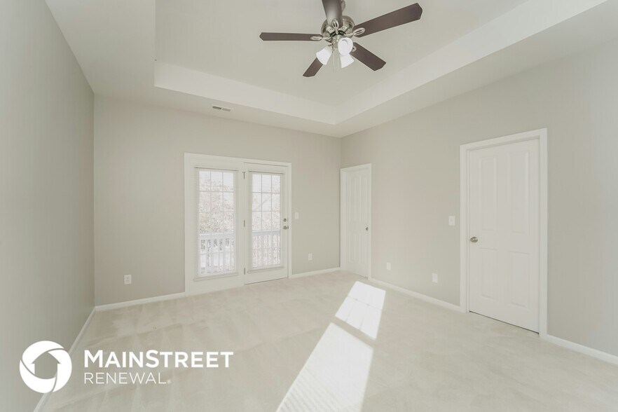 Building Photo - 136 E Morehouse Ave