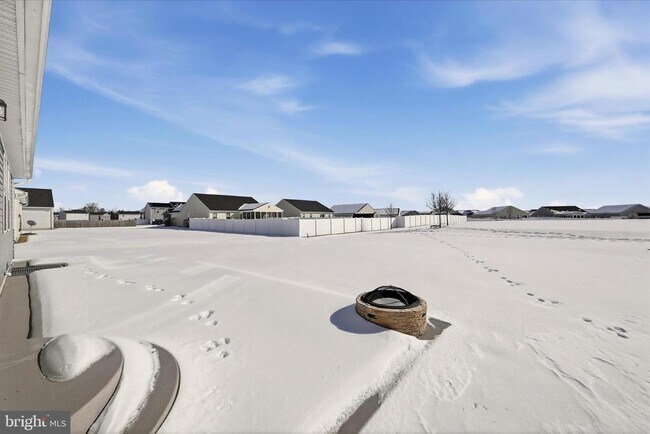 Building Photo - 313 Switchgrass Ct