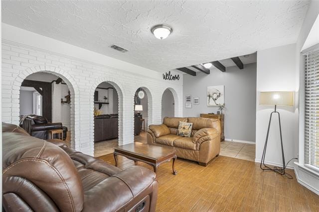 Building Photo - 2725 Westridge Dr