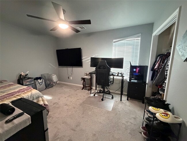 Building Photo - 15218 Loys Coves Ct