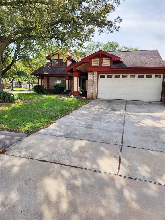 Primary Photo - 2122 Braesmeadow Ln