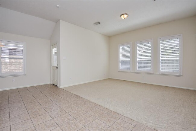 Building Photo - 20711 Rainmead Dr
