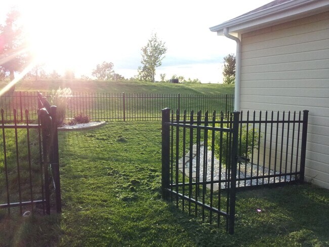 Building Photo - CLOSE TO FT. RILEY, FENCED BACKYARD!