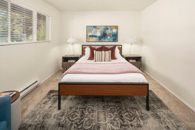 Building Photo - 3124 NE 147th St