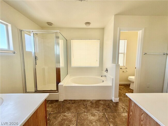 Building Photo - 4556 Hearts Desire Ave