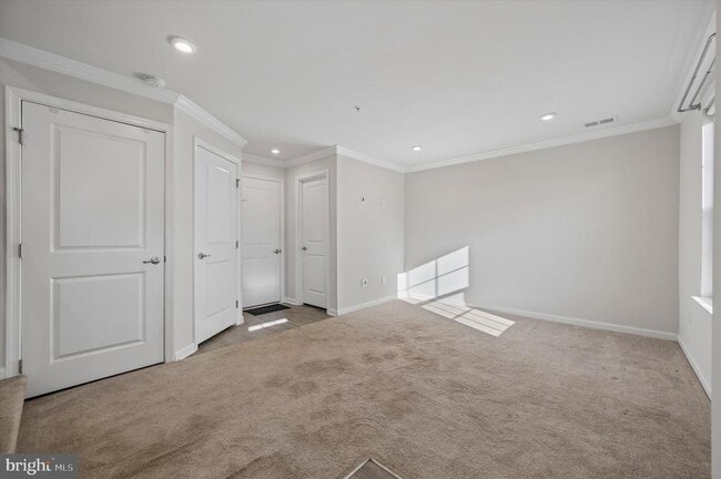 Building Photo - 214 Bamboo Dr