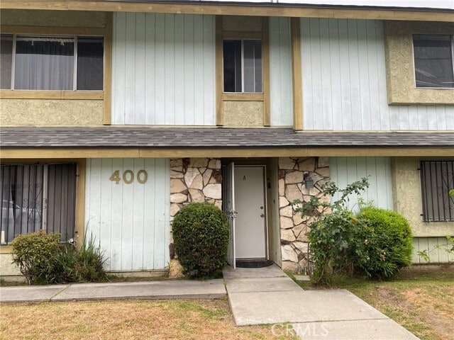 Primary Photo - 400 E Emerson Ave